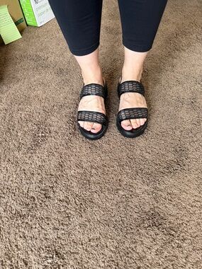 Black Women's Double-Strap Sandals - Classic Everyday Comfort